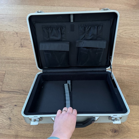 Halliburton Briefcase for Men - Picture 9 of 9